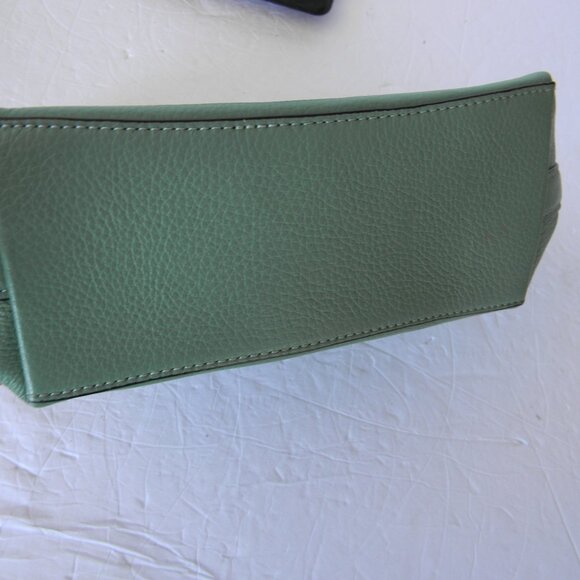 EUC Coach Dempsey SMALL Shoulder Bag Green Pebble Leather Coach PatcH - Picture 7 of 10